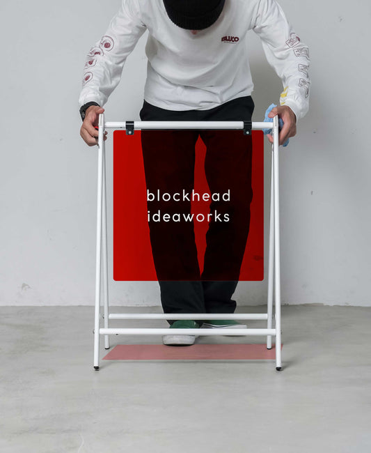 アイアンスタンドサイン - カラーアクリル/白