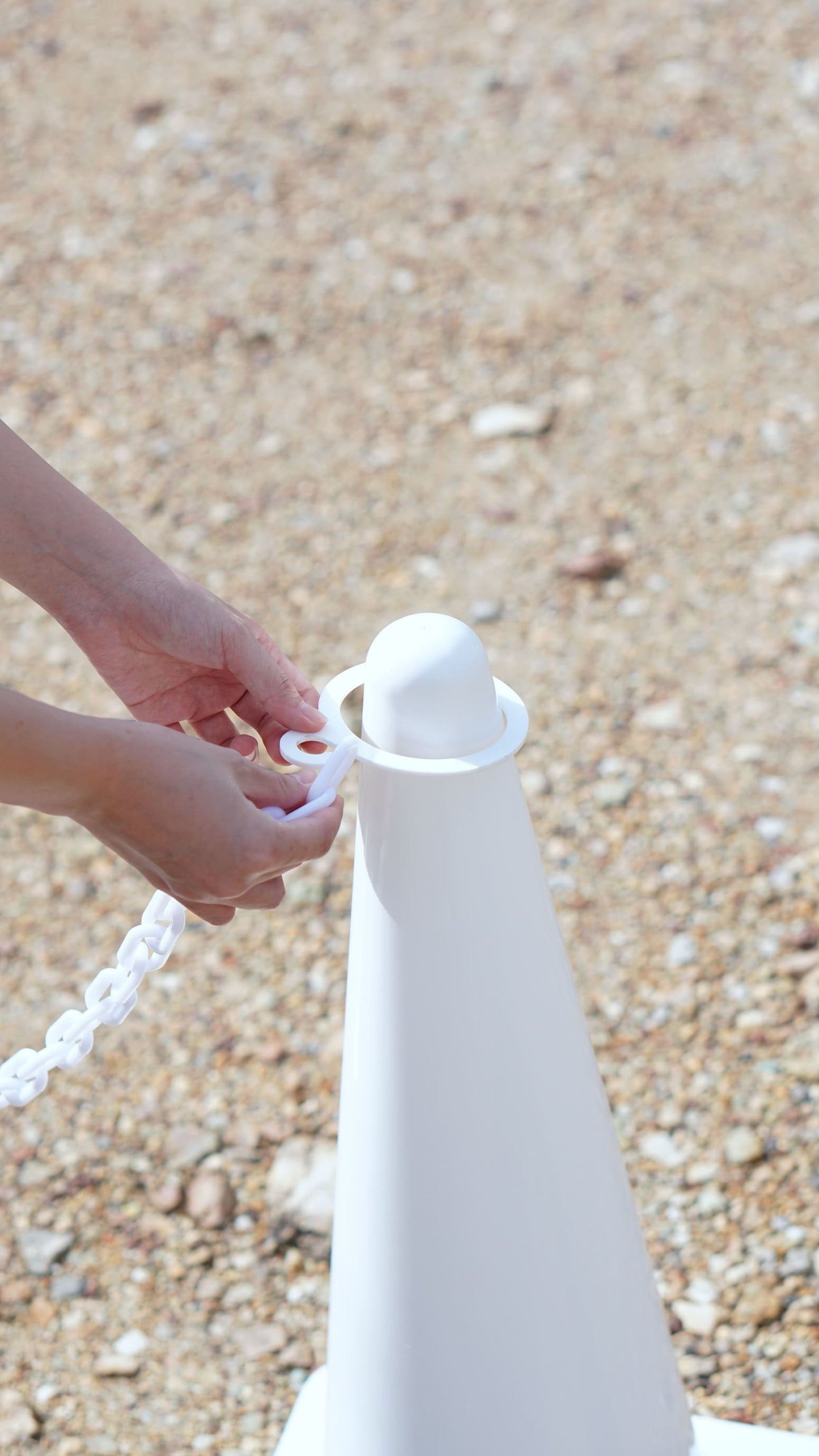 カラーコーン用プラスチックチェーン