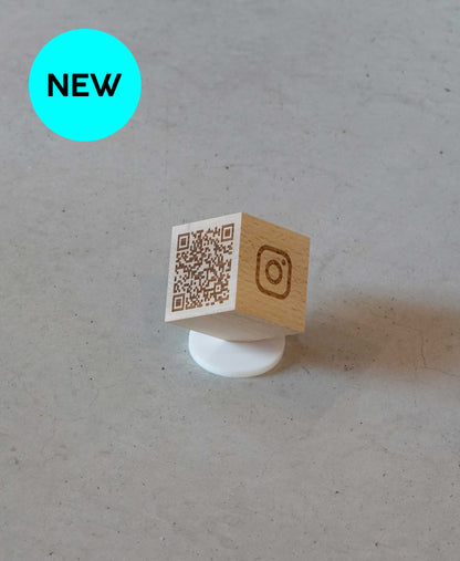 小さな木製ブロックサイン