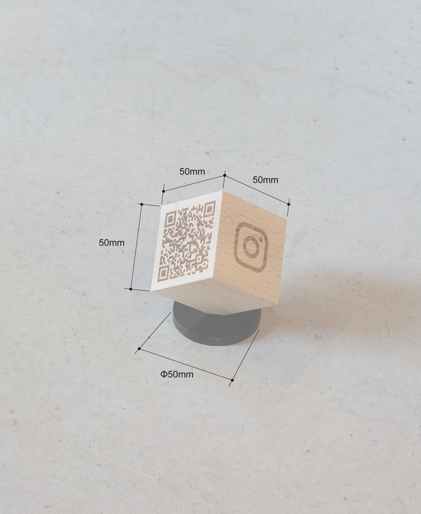 小さな木製ブロックサイン