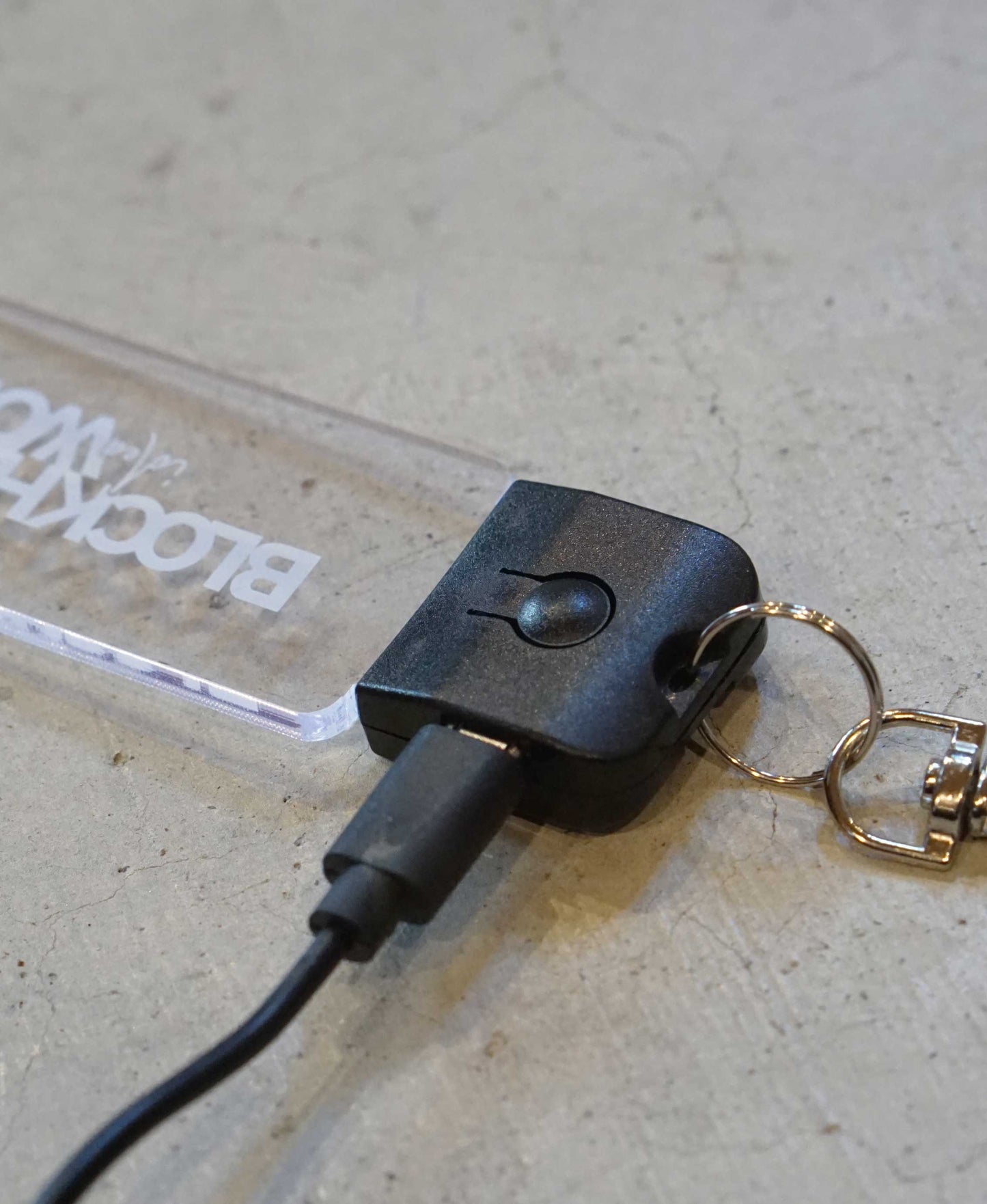 LEDアクリルキーホルダー